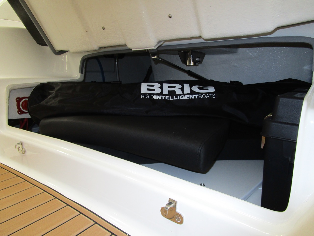 E780 - Rear seat storage for sundeck, cushions and paddle bag